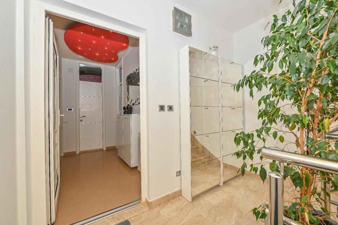 Apartments Luka Toni 크르바비차 외부 사진